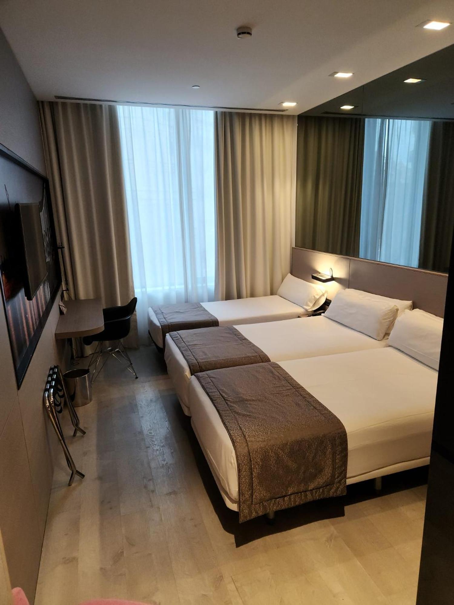Dreibettzimmer
